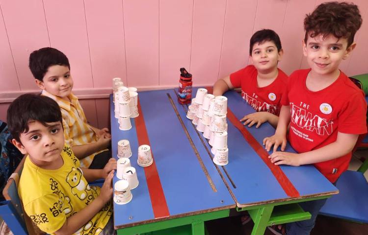 :فعالیت بازی ساختنی، برج ساختن با لیوان