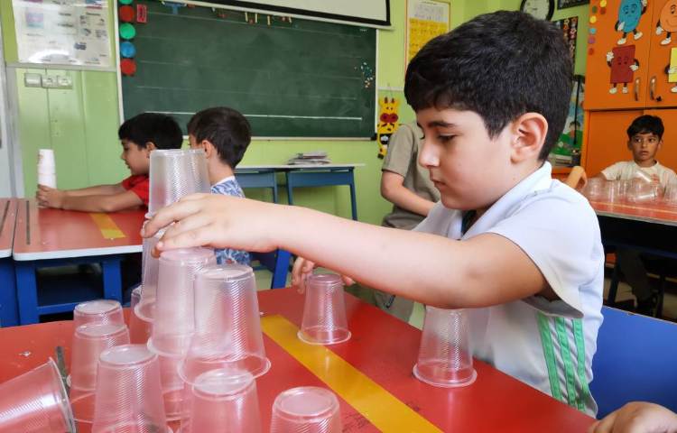 :فعالیت بازی ساختنی، برج سازی 2