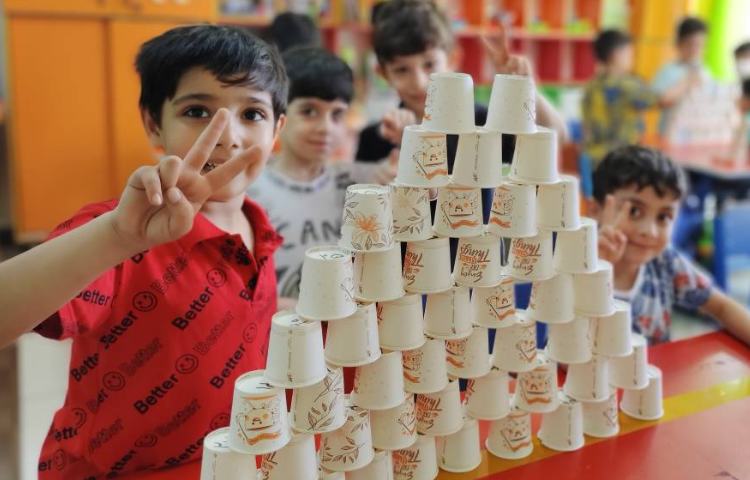 :فعالیت بازی ساختنی، برج سازی