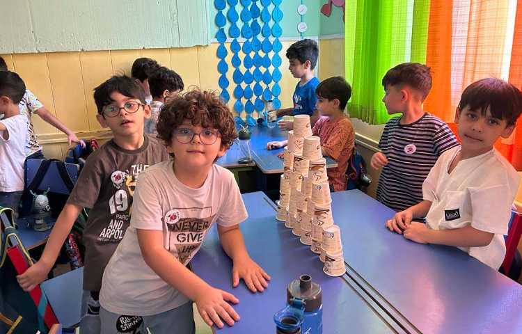 :فعالیت بازی ساختنی