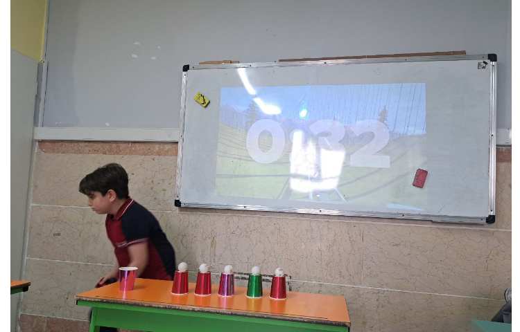 فعالیت catch the ball برای مرور مطالب 5