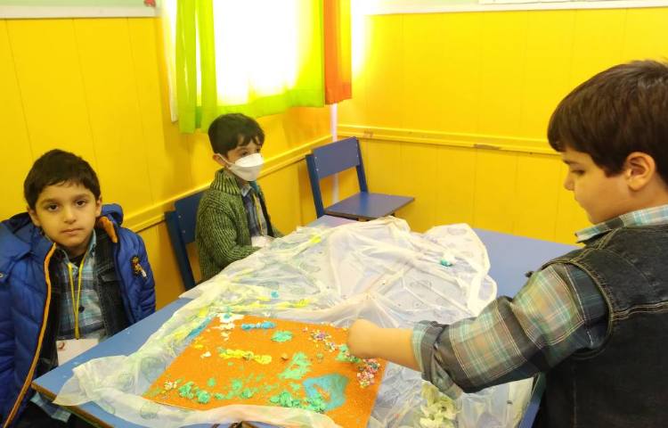 :فعالیت تابلو سنگی (هفته ی علوم) 1