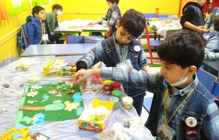 :فعالیت تابلو سنگی (هفته ی علوم) 4