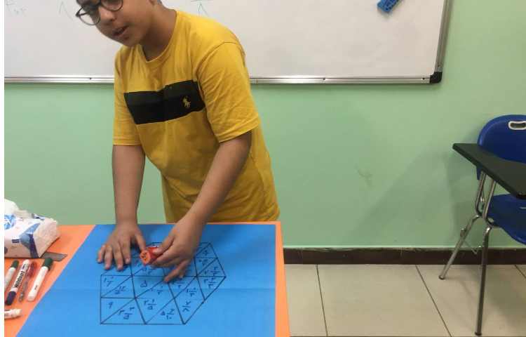 فعالیت جمع و تفریق اعداد مخلوط با تاس و شش ضلعی 4