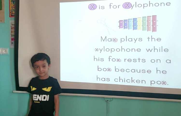 فعالیت جمله خوانی به زبان انگلیسی