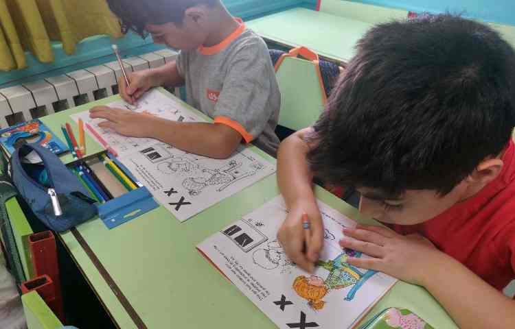 فعالیت جمله سازی به زبان انگلیسی 5