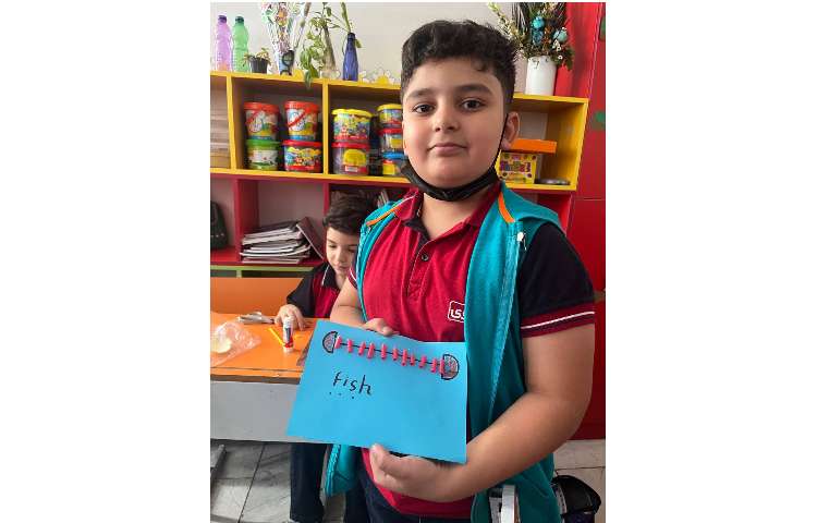 فعالیت straw fish جهت تقویت fine motor skills 1