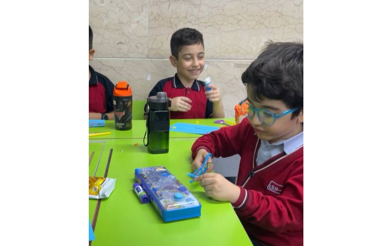 فعالیت straw fish جهت تقویت fine motor skills 5