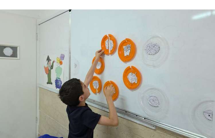 فعالیت food puzzle جهت درک بهتر لغات تدریس مواد غذایی 4