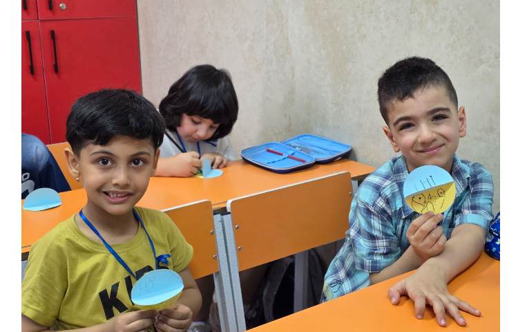 فعالیت greeting (خوش آمد گویی) 4