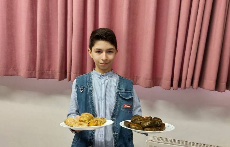 فعالیت درس مطالعات غذاهای محلی شهرهای ایران پولوتو 2