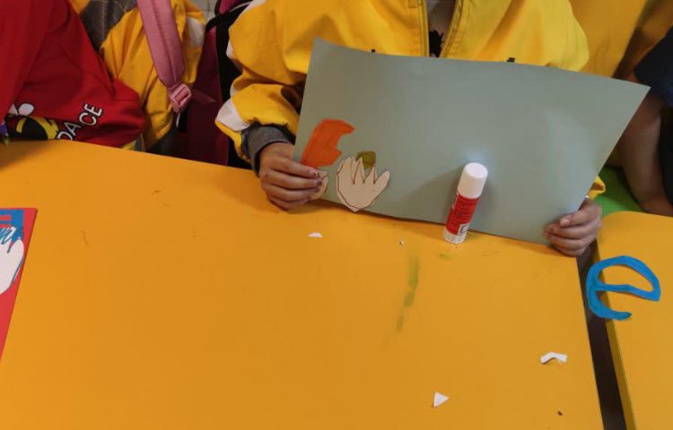 فعالیت دستورزی حرف E e پایه پیش دبستانی 5