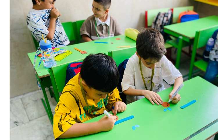 فعالیت دست ورزی جهت تقویت خلاقیت، دقت و توجه 5