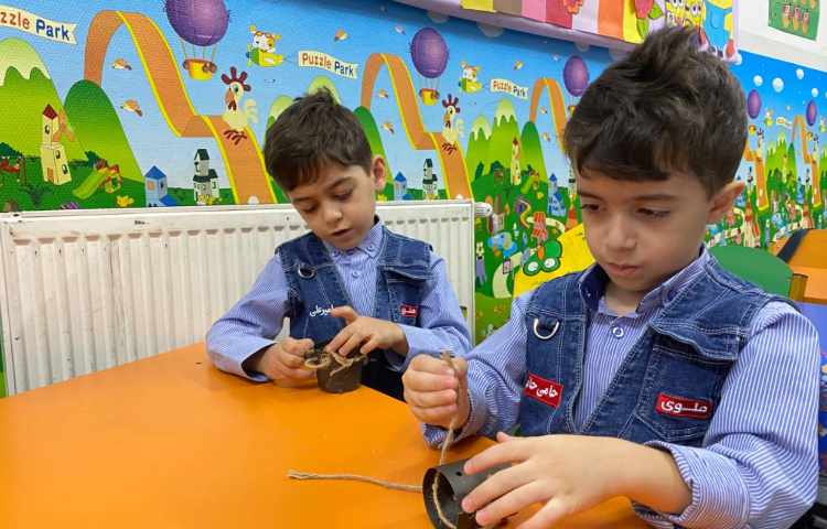 فعالیت دست ورزی در زنگ General English 2