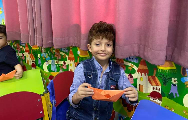 فعالیت دست ورزی در زنگ General English 2