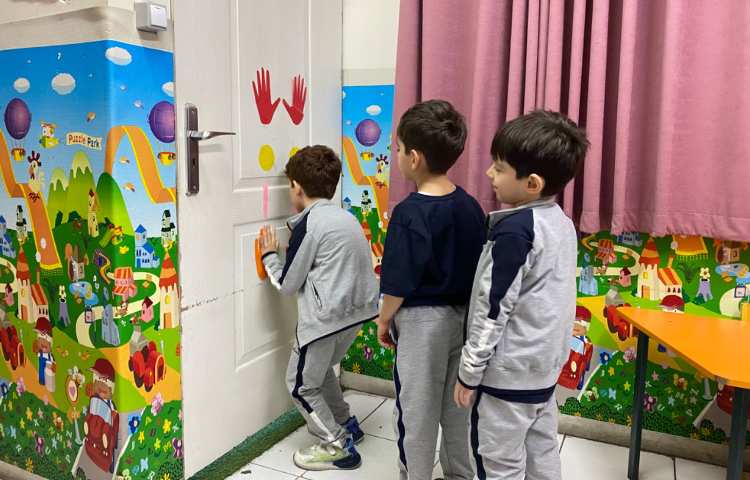 فعالیت دست ورزی در زنگ General English 2