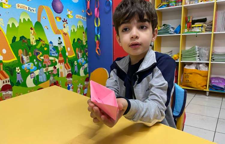 فعالیت دست ورزی در زنگ General English 5