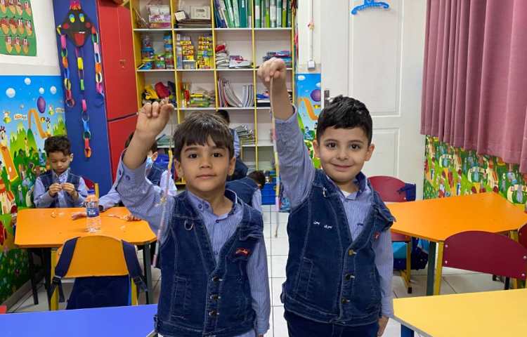 فعالیت دست ورزی در کلاس زبان 3