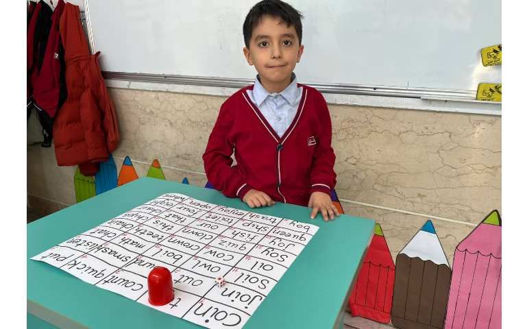 فعالیت دیکته تاسی 3