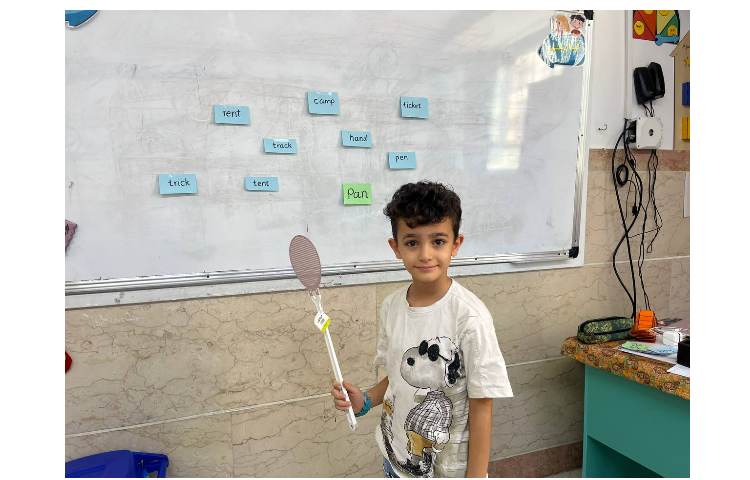 فعالیت (fly sweater) روخوانی کلمات مرتبط با فونیکس 5