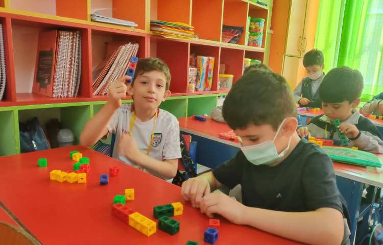 فعالیت ریاضی تمرین مفهوم جمع با چینه