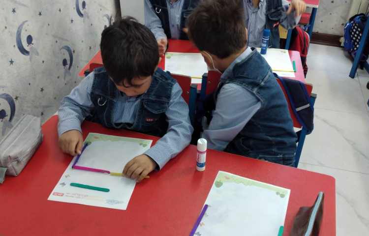 فعالیت ریاضی جهت ،رنگ،ستون و ردیف ،اشکال هندسی 1