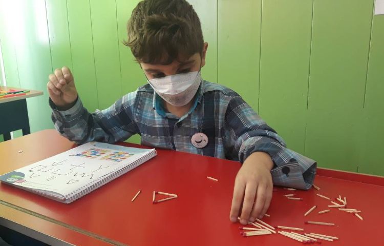 :فعالیت ریاضی مفهوم انتقال و دست ورزی ساخت الگو 2