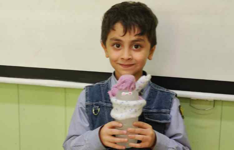 فعالیت علوم کاردستی آدمک یخی 5