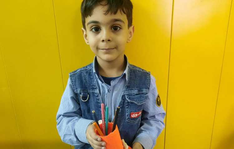 فعالیت علوم: کاردستی با وسایل دور ریختنی