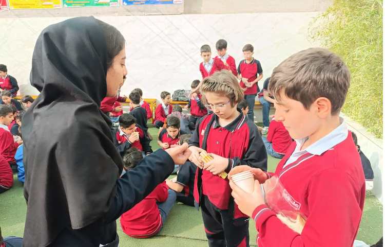 فعالیت غوطه‌وری در زنگ تفریح immersion 2