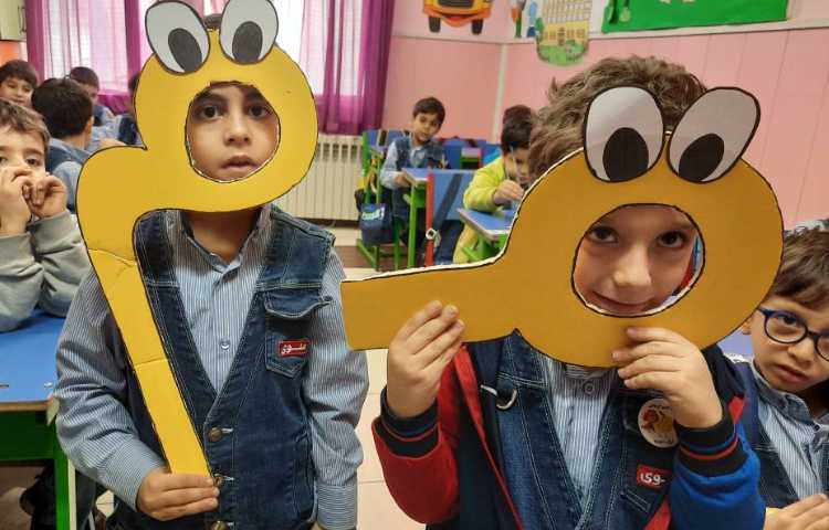 فعالیت فارسی: آموزش نشانه ی م 2