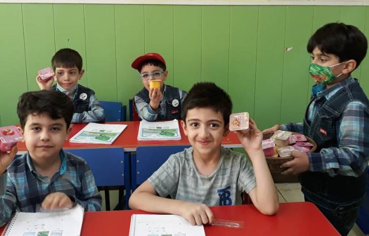 :فعالیت فارسی، ایجاد انگیزه نشانه د، کلاس گیلاس 3