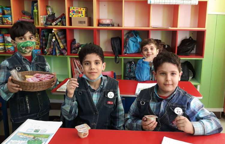 :فعالیت فارسی، ایجاد انگیزه نشانه د، کلاس گیلاس 4