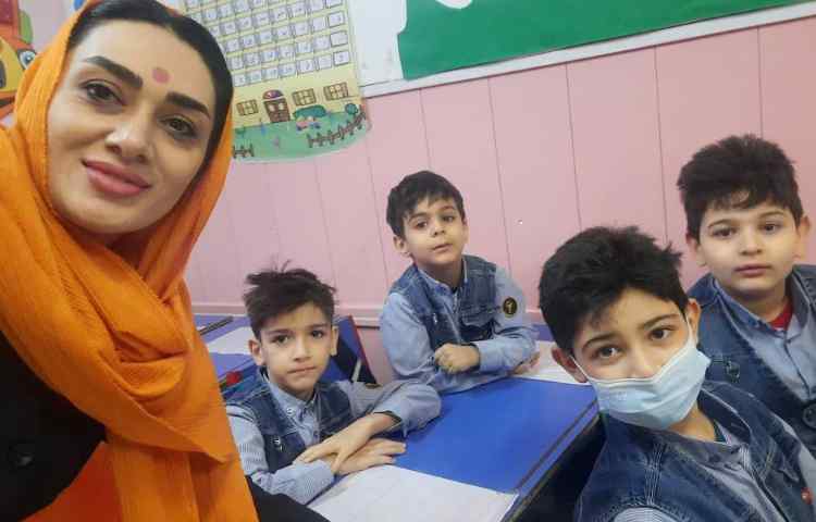 فعالیت فارسی: تدریس نشانه ه