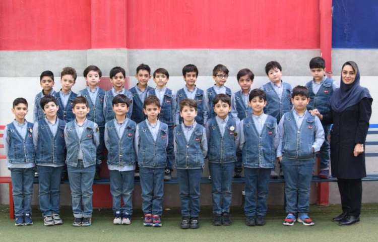 فعالیت فارسی: روز معلم مبارک. دل نوشته های پسر های عزیزم