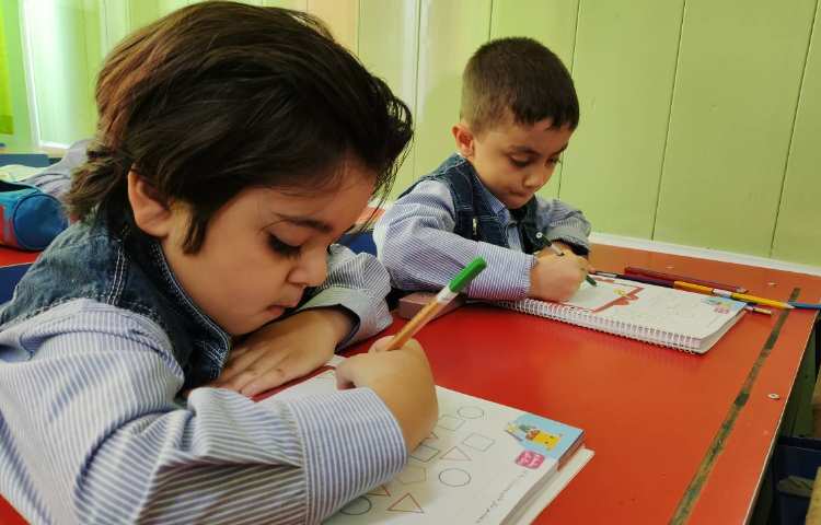 فعالیت فارسی و ریاضی 3