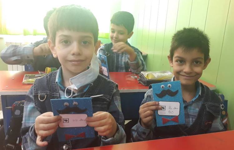 :فعالیت فارسی، کاردستی بابا و آموزش صدا صداکشی، کلاس گیلاس 3