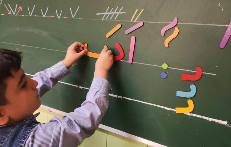 فعالیت فارسی: کلمه سازی با حروف به هم ریخته 1