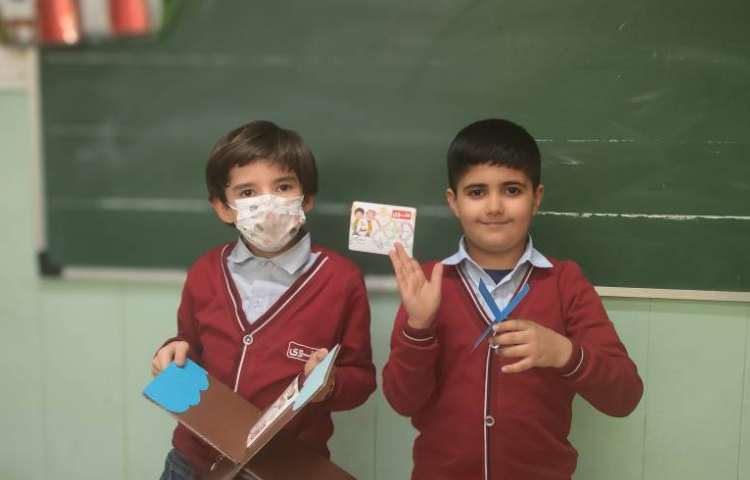 فعالیت قران کاردستی رحل قرآن 2