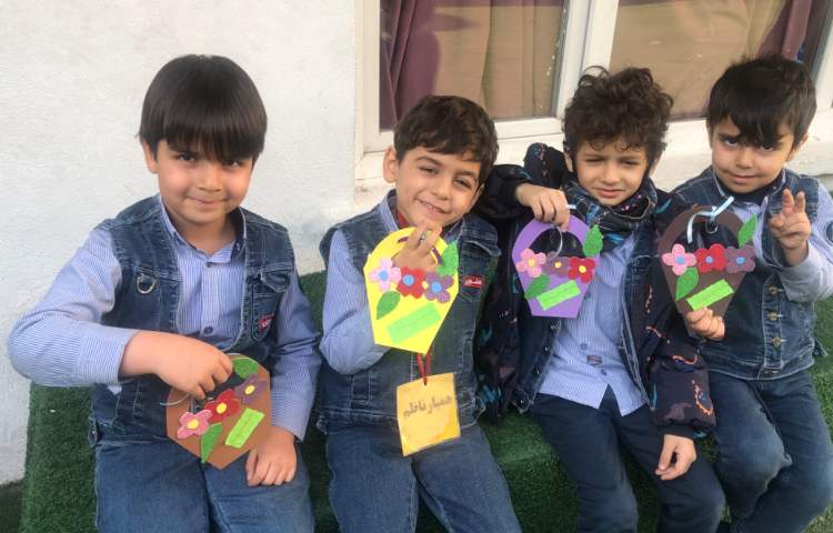 فعالیت مناسبتی:کاردستی روز مادر 2