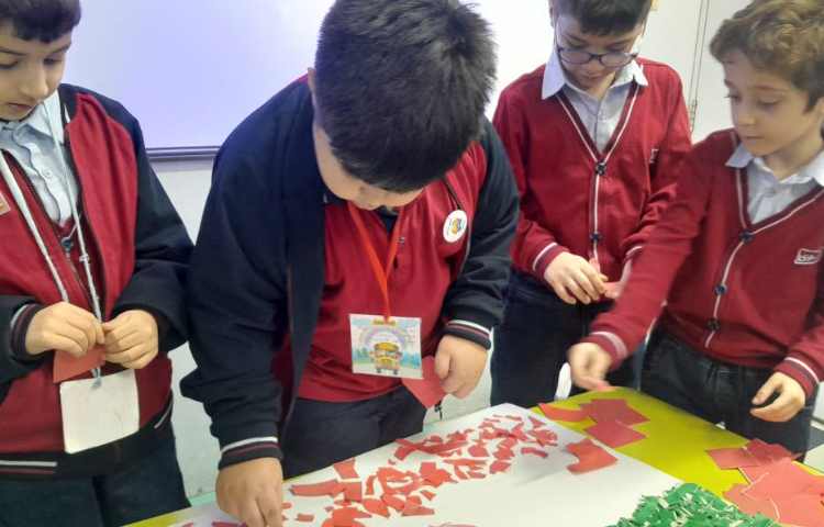 فعالیت مناسبتی روز دانش آموز 10