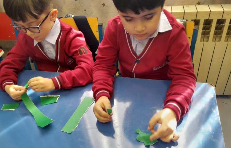 فعالیت مناسبتی روز دانش آموز 3