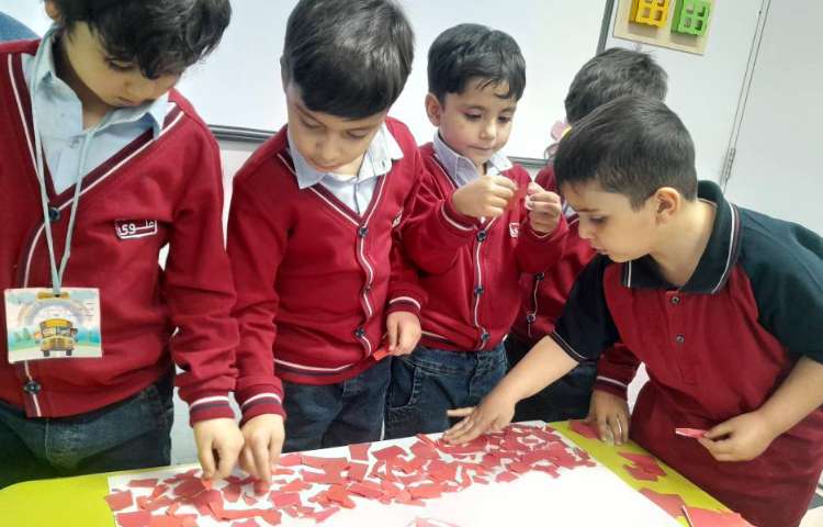 فعالیت مناسبتی روز دانش آموز 7