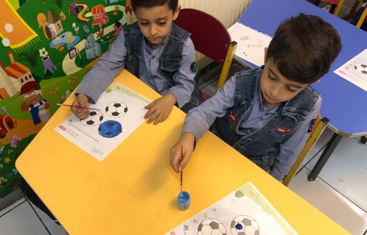 فعالیت مناسبتی :شناخت رنگ سبز و ترکیب آن 1