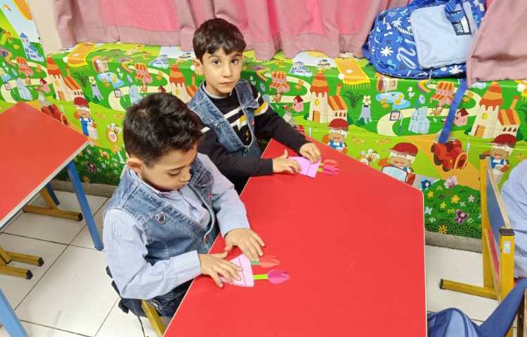 فعالیت مناسبتی ،کاردستی روز مادر