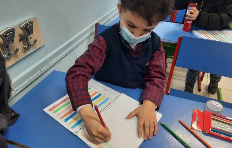 فعالیت های آموزشی نوشتاری و خوانداری 4