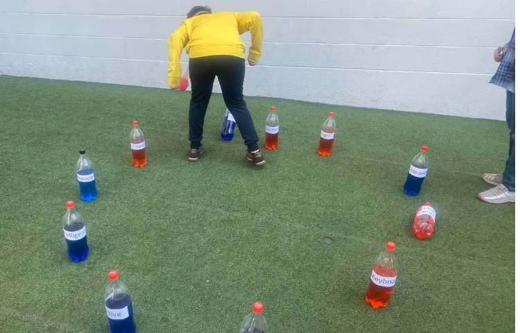 فعالیت های جذاب زنگ های تفریح زبانی دبستان علوی 1