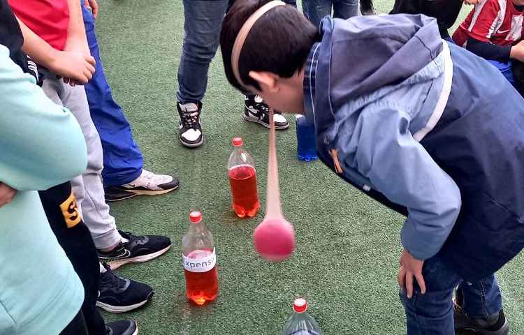 فعالیت های جذاب زنگ های تفریح زبانی دبستان علوی 5