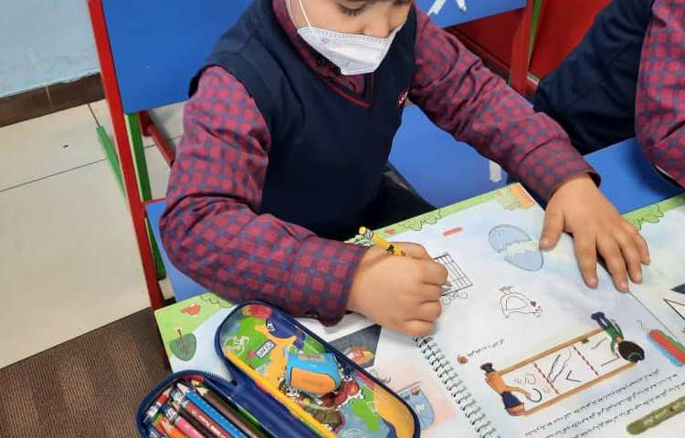 فعالیت های خوانداری و نوشتاری 3