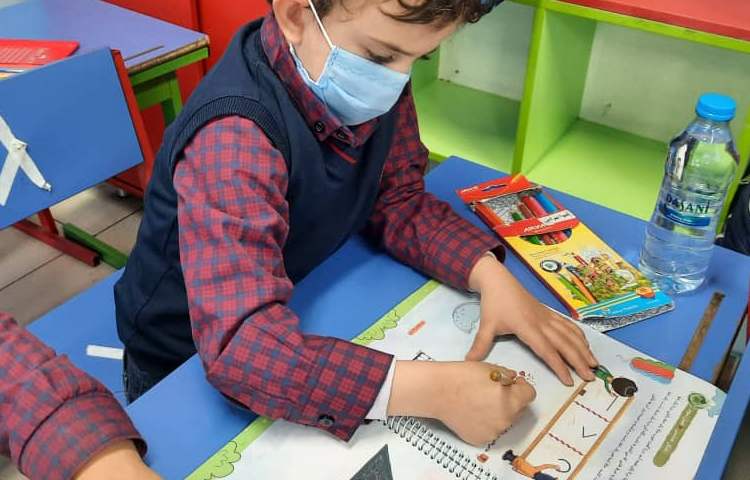 فعالیت های خوانداری و نوشتاری 4